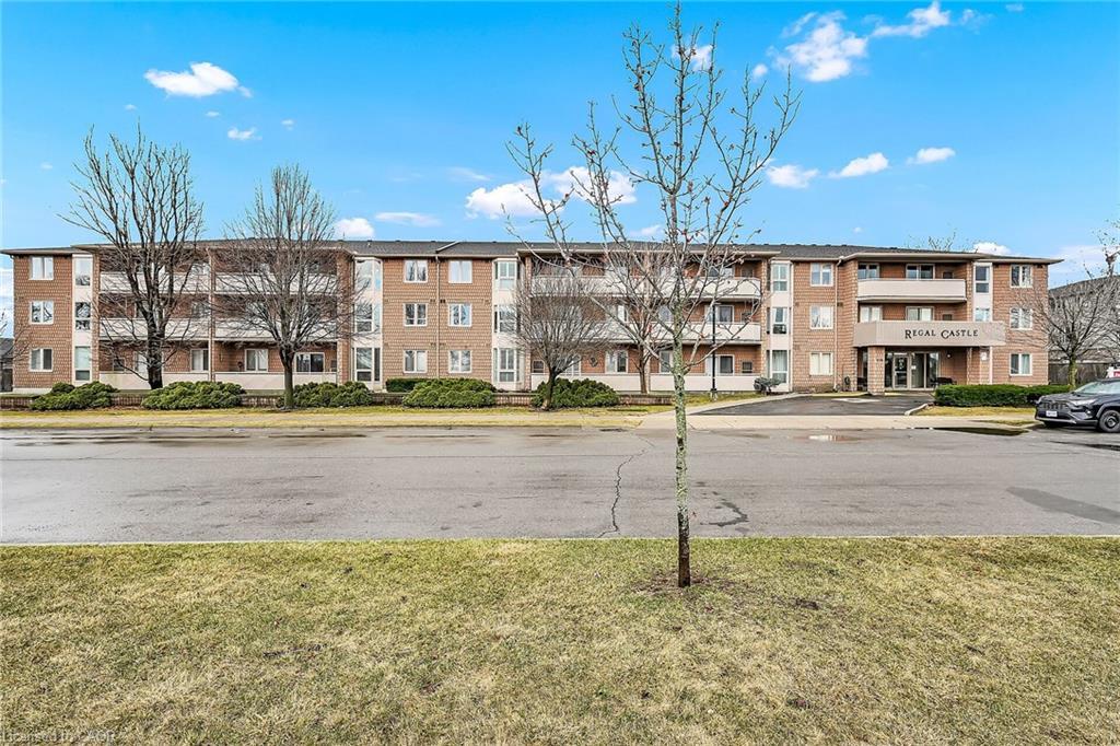 309-416 Limeridge Road E, Hamilton, ON - Outdoor With Facade