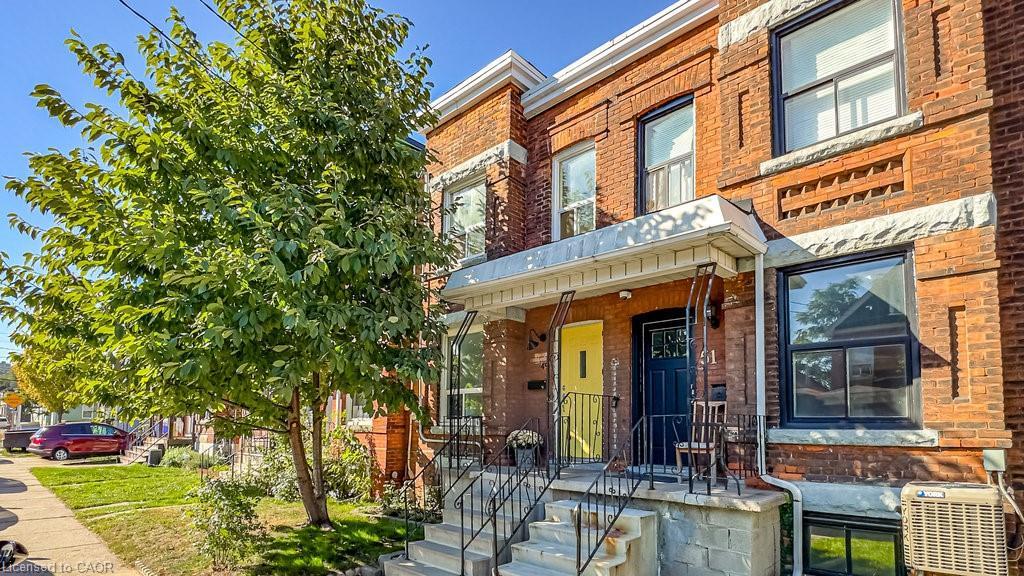 49 Madison Avenue, Hamilton, ON - Outdoor