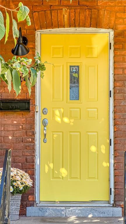 49 Madison Avenue, Hamilton, ON -