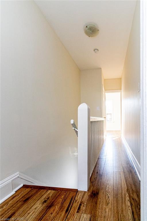 49 Madison Avenue, Hamilton, ON - Indoor Photo Showing Other Room