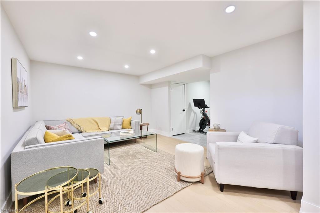 83-1055 Shawnmarr Road, Mississauga, ON - Indoor