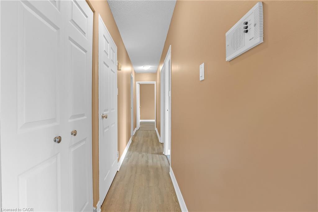 402-1966 Main Street W, Hamilton, ON - Indoor Photo Showing Other Room