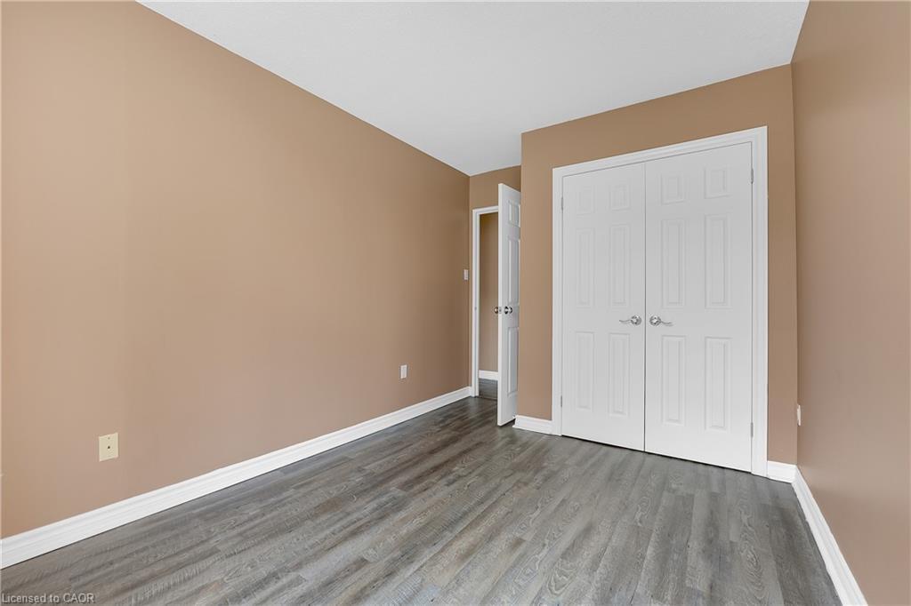 402-1966 Main Street W, Hamilton, ON - Indoor Photo Showing Other Room