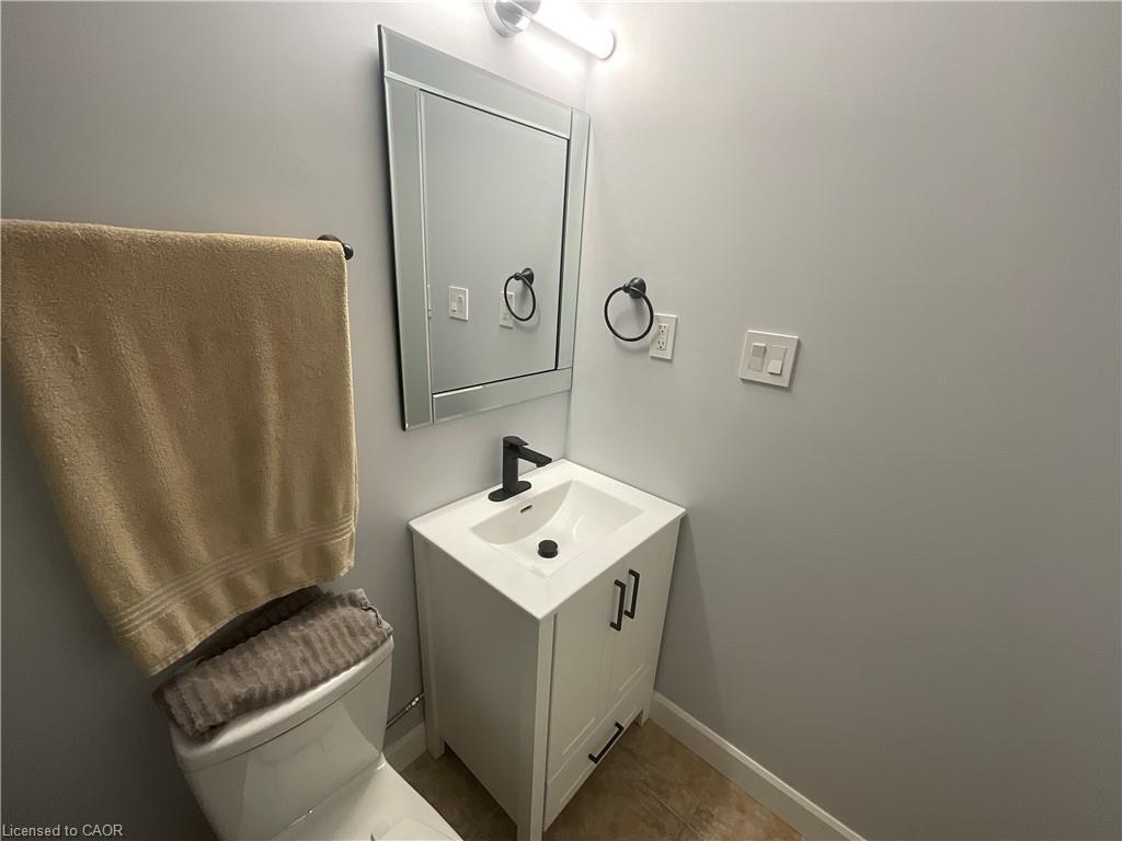 108-1212 Fennell Avenue E, Hamilton, ON - Indoor