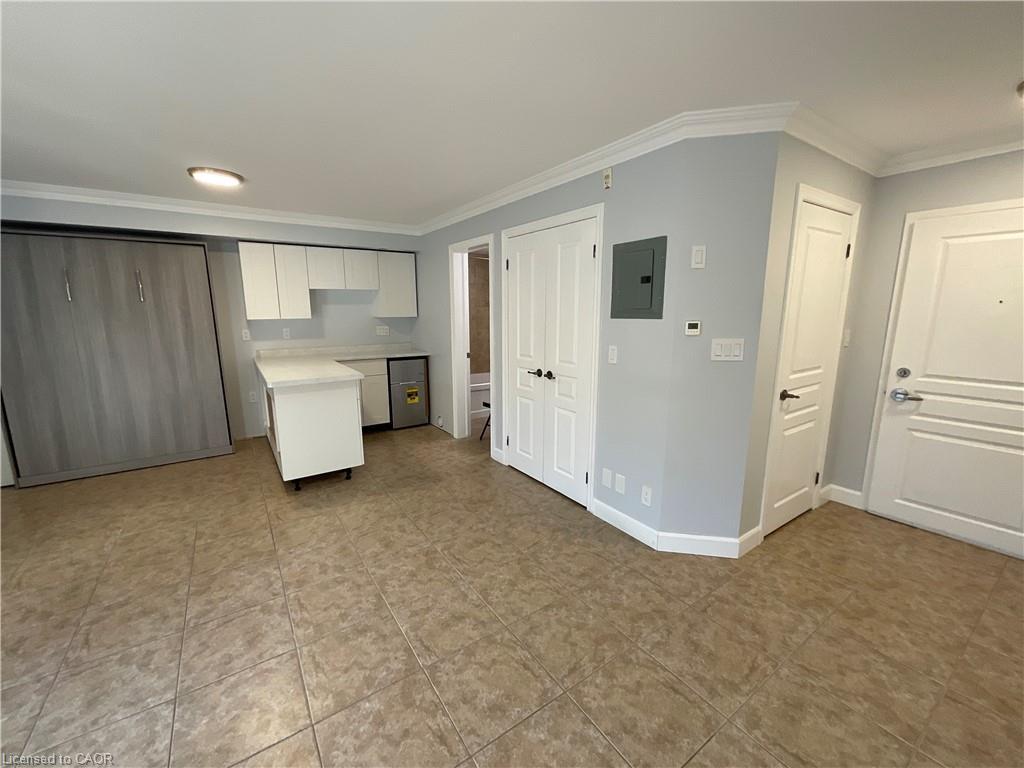 108-1212 Fennell Avenue E, Hamilton, ON - Indoor