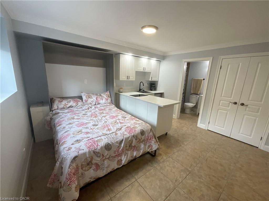 108-1212 Fennell Avenue E, Hamilton, ON - Indoor Photo Showing Bedroom