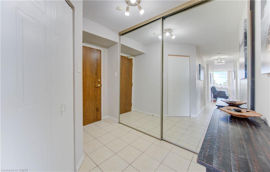 710-3227 King Street E, Kitchener, ON - Indoor Photo Showing Other Room