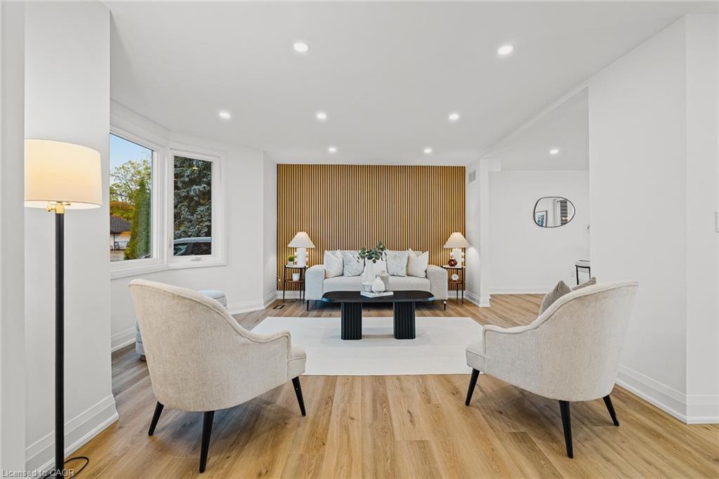 12 Scheifele Place, Woolwich, ON - Indoor Photo Showing Other Room