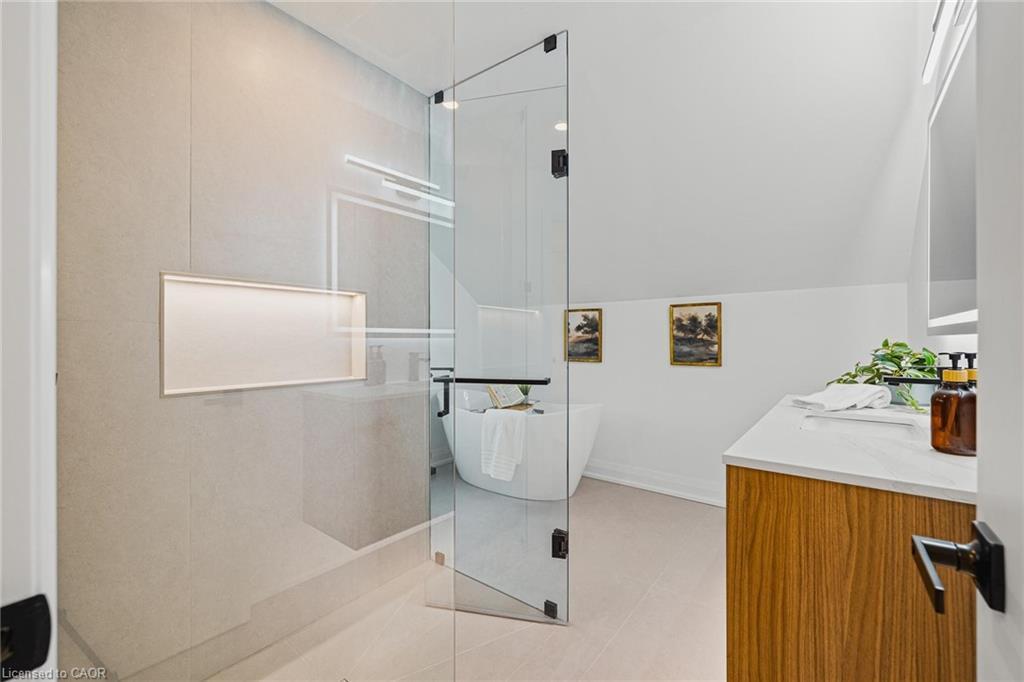 12 Scheifele Place, Woolwich, ON - Indoor