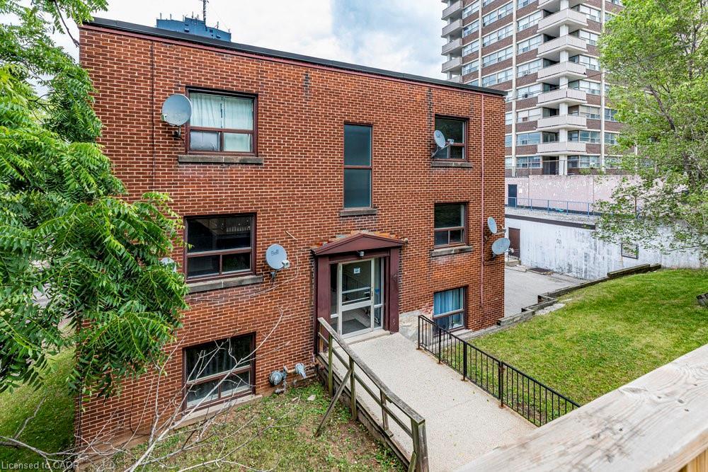 404-118 St. Joseph'S Drive, Hamilton, ON - Outdoor