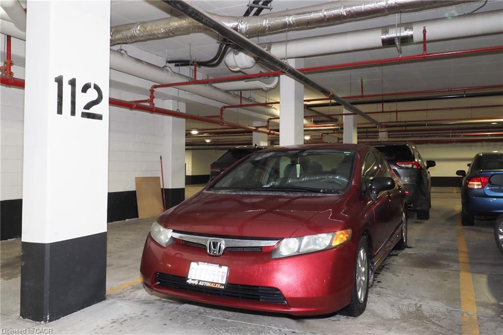 415-247 Northfield Drive E, Waterloo, ON - Indoor Photo Showing Garage