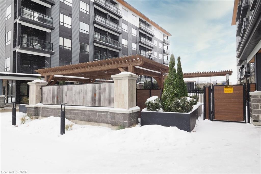 415-247 Northfield Drive E, Waterloo, ON - Outdoor With Balcony