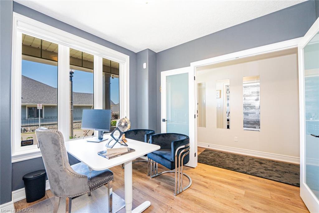 11-2848 King Street, Lincoln, ON - Indoor