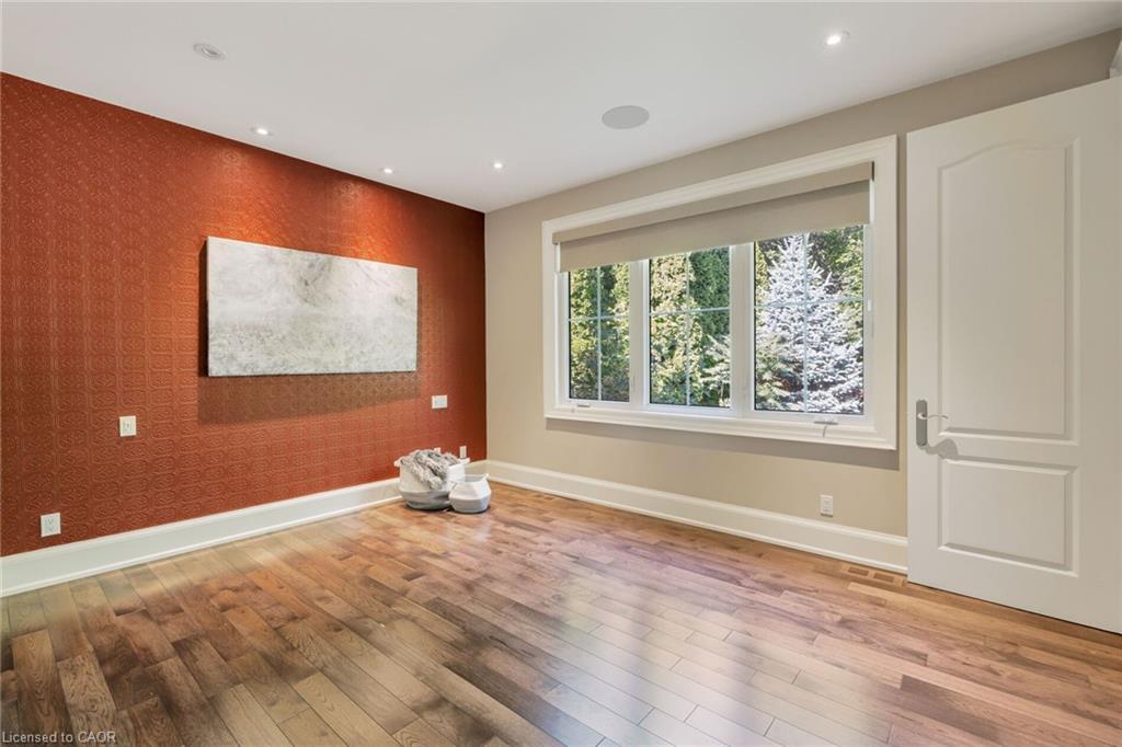 2448 Bridge Road, Oakville, ON - Indoor Photo Showing Other Room