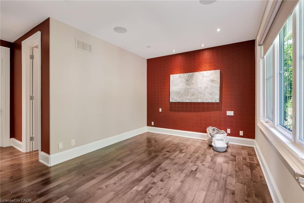 2448 Bridge Road, Oakville, ON - Indoor Photo Showing Other Room