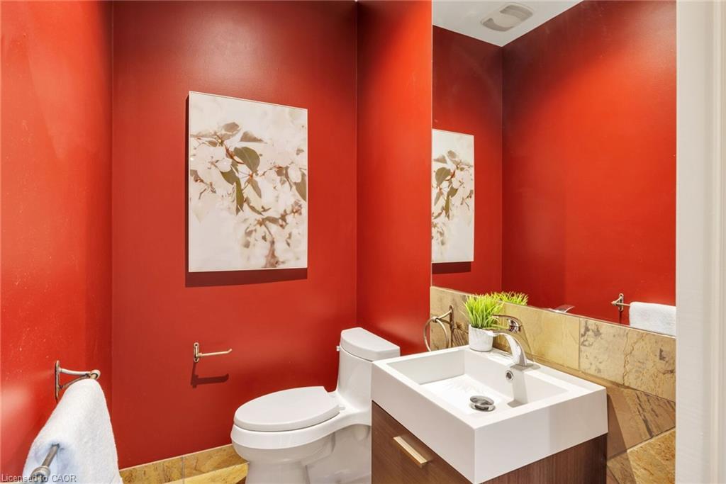 2448 Bridge Road, Oakville, ON - Indoor Photo Showing Bathroom