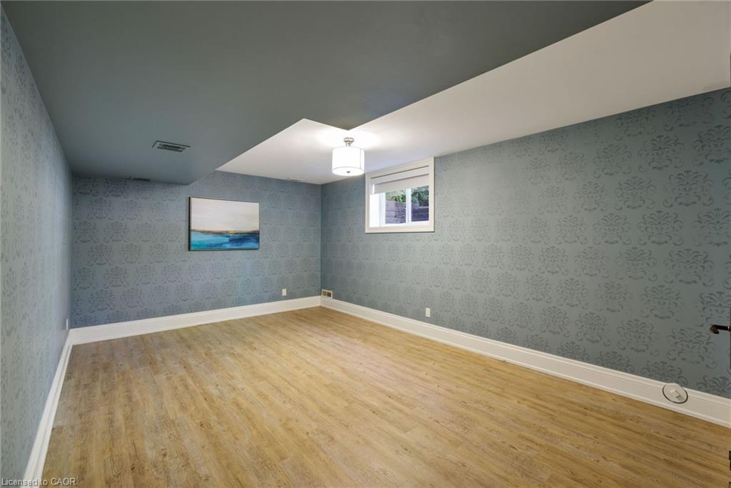 2448 Bridge Road, Oakville, ON - Indoor Photo Showing Other Room