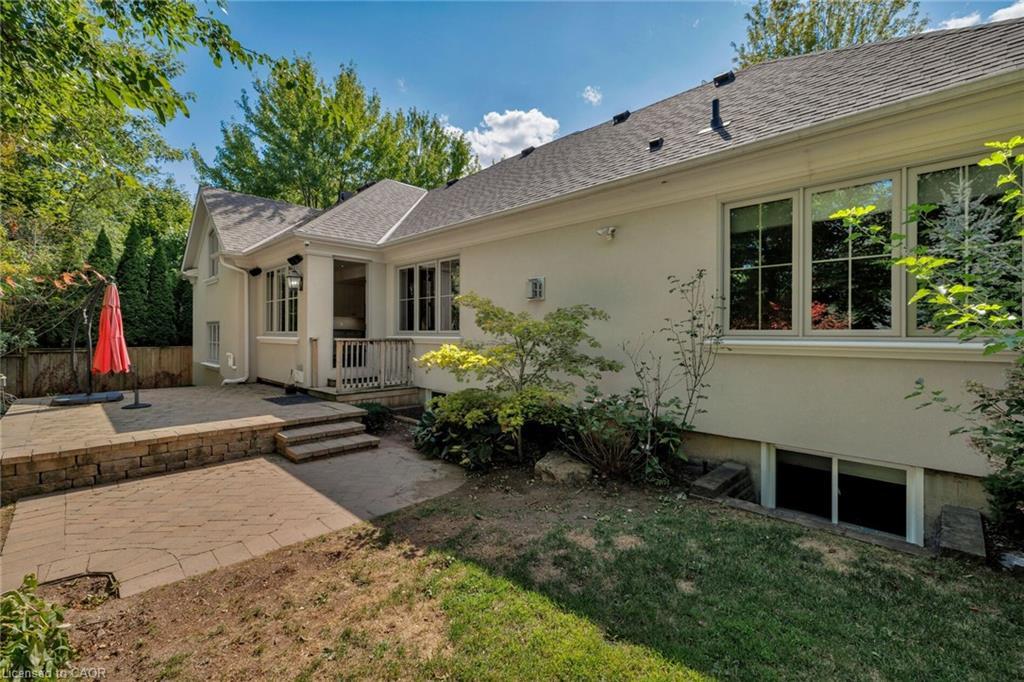 2448 Bridge Road, Oakville, ON - Outdoor With Deck Patio Veranda