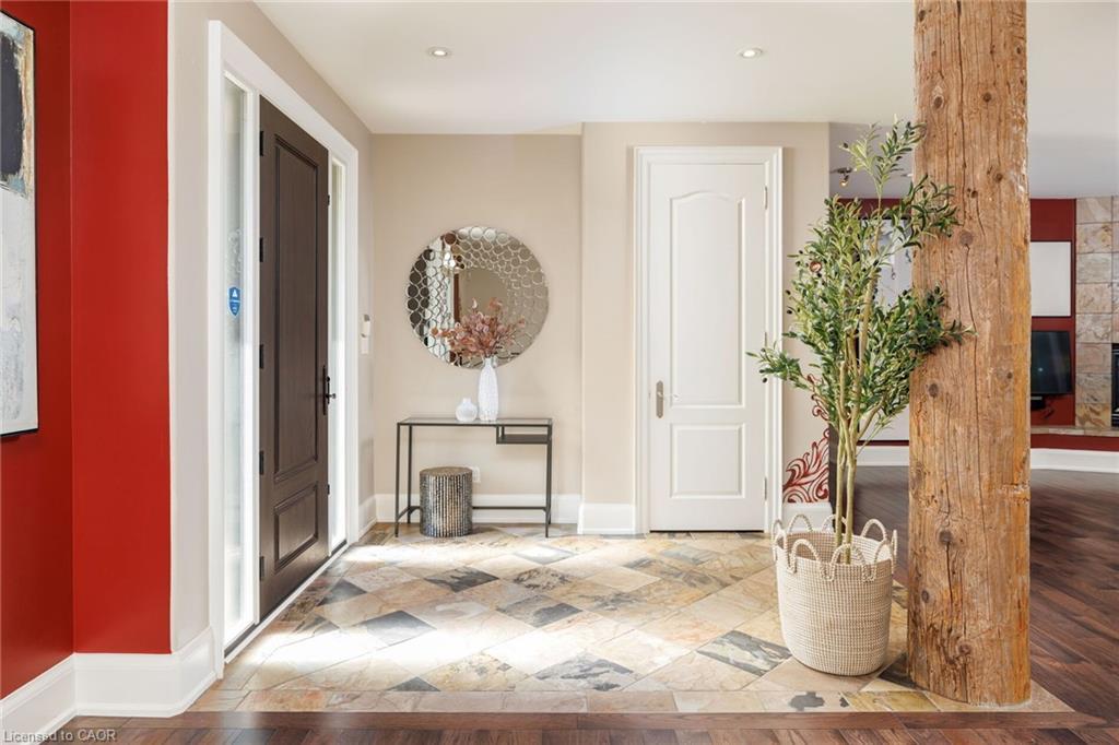 2448 Bridge Road, Oakville, ON - Photo Showing Other Room