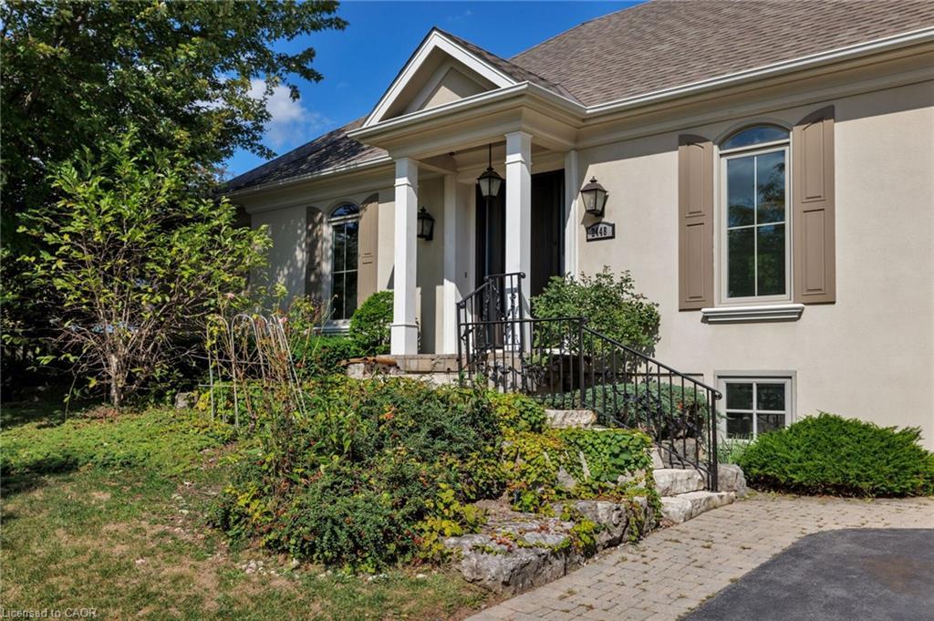 2448 Bridge Road, Oakville, ON - Outdoor
