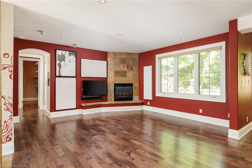 2448 Bridge Road, Oakville, ON - Indoor With Fireplace