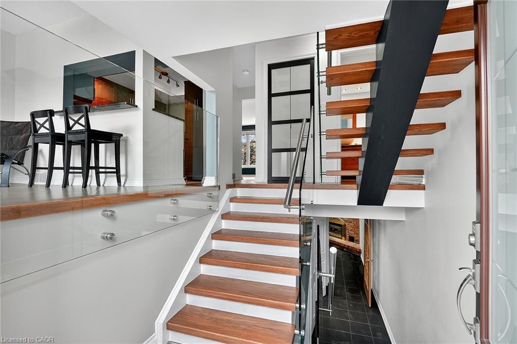 21-178 Scott Street, St. Catharines, ON - Indoor Photo Showing Other Room