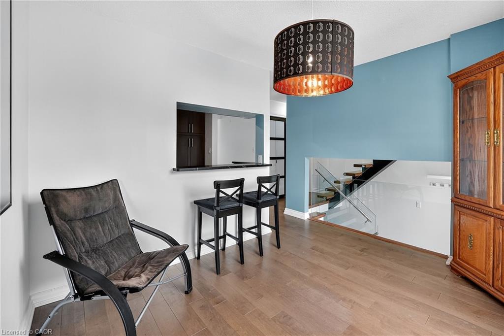 21-178 Scott Street, St. Catharines, ON - Indoor