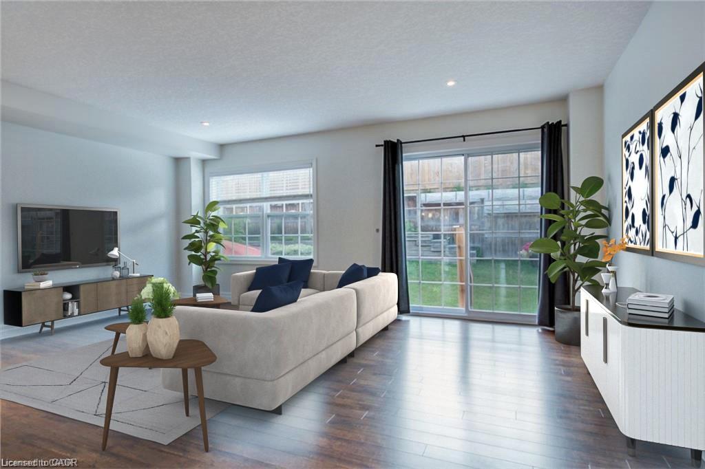 43 Woolwich Street, Kitchener, ON - Indoor Photo Showing Living Room