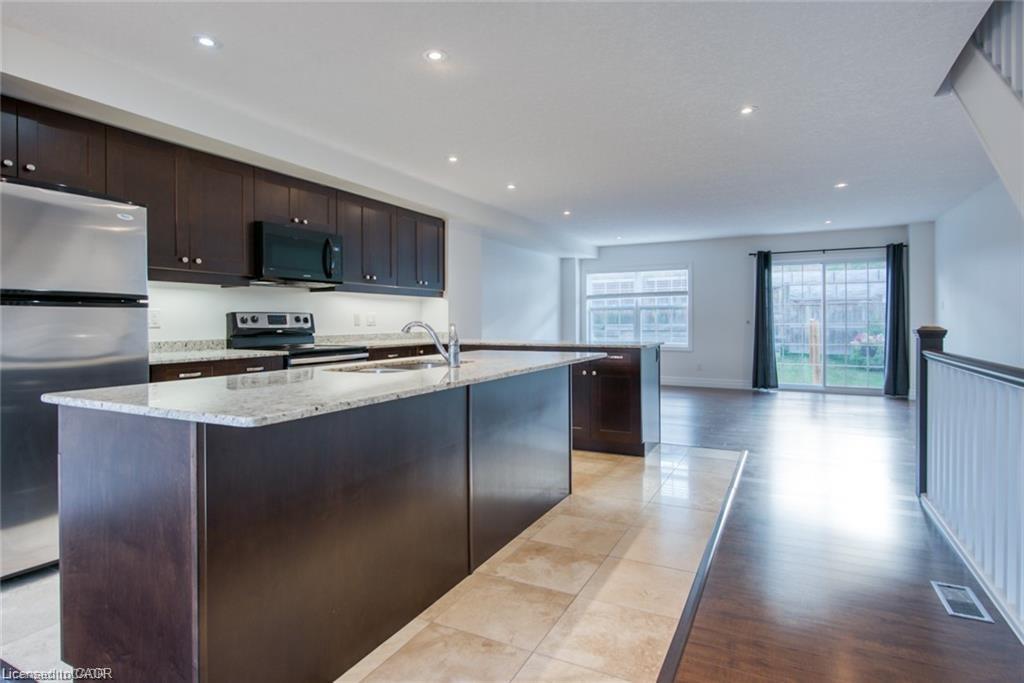 43 Woolwich Street, Kitchener, ON - Indoor Photo Showing Kitchen