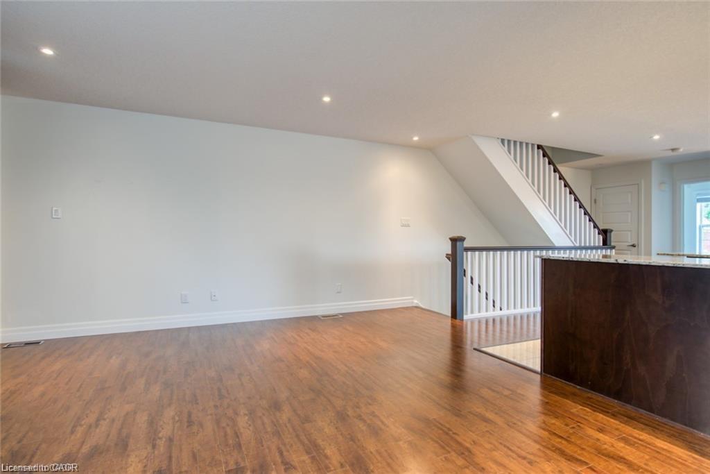 43 Woolwich Street, Kitchener, ON - Indoor Photo Showing Other Room