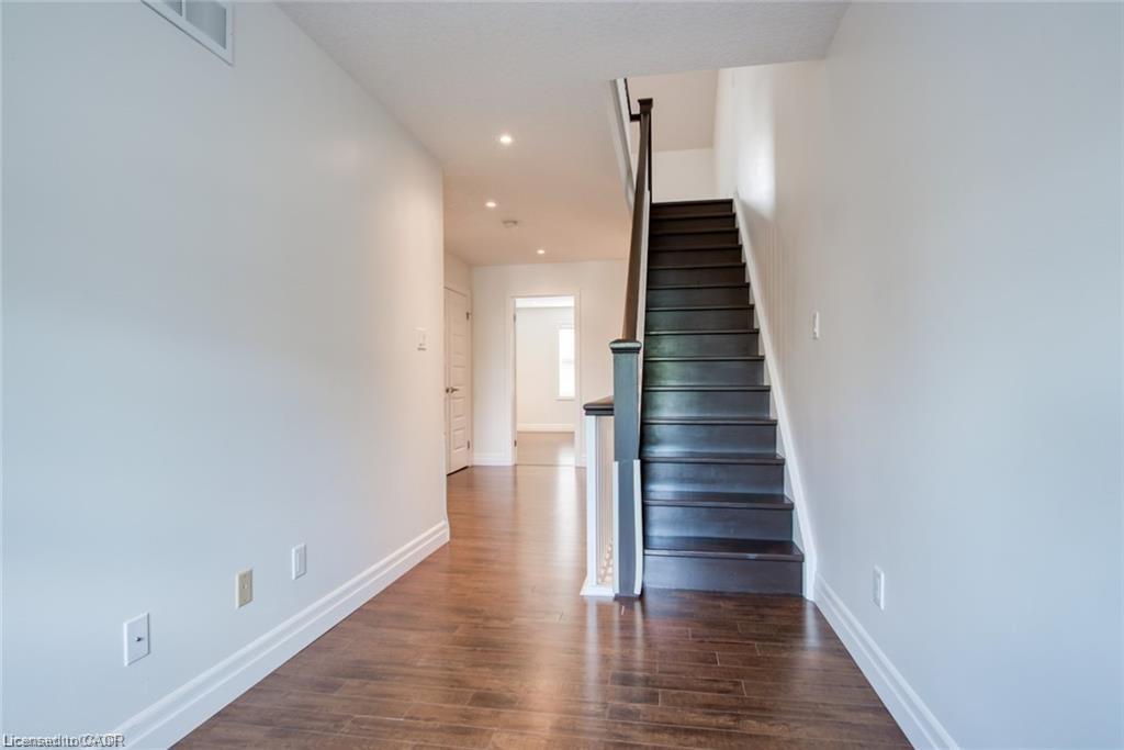 43 Woolwich Street, Kitchener, ON - Indoor Photo Showing Other Room