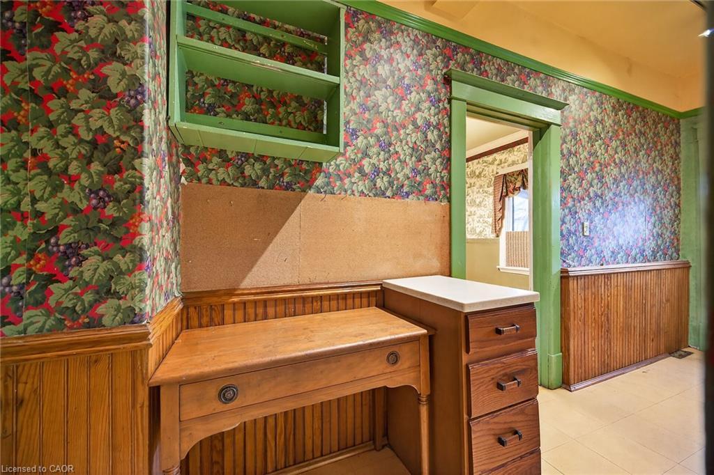 91 Spadina Avenue, Hamilton, ON -