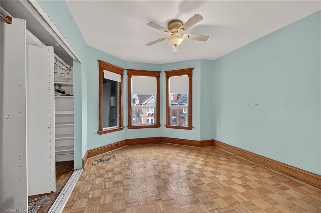 91 Spadina Avenue, Hamilton, ON - Indoor Photo Showing Other Room
