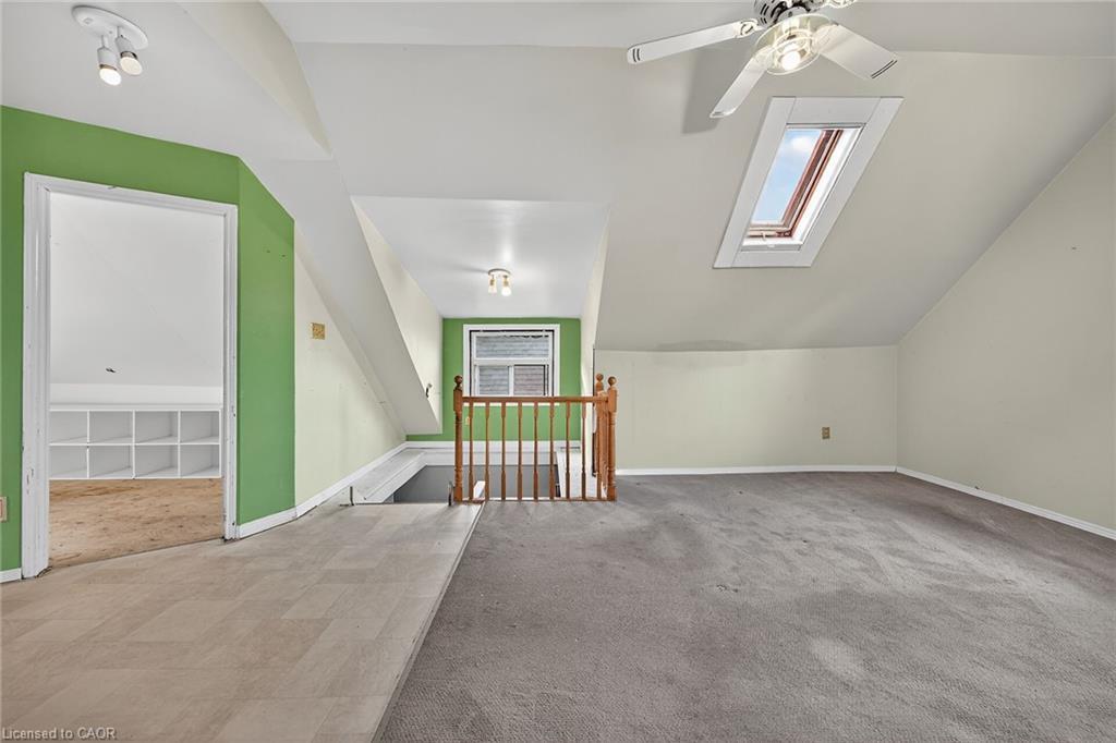 91 Spadina Avenue, Hamilton, ON - Indoor Photo Showing Other Room