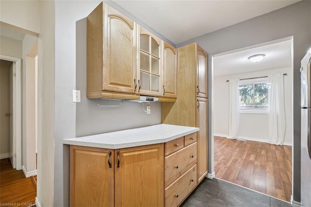 17-1455 Garth Street, Hamilton, ON - Indoor