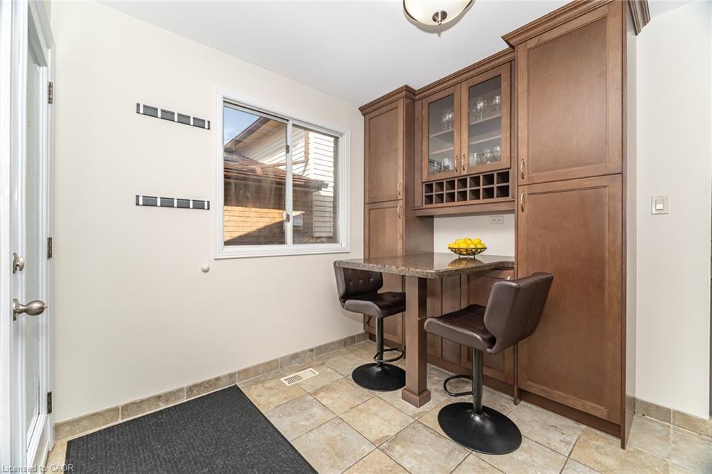 225 Golfwood Drive, Hamilton, ON - Indoor