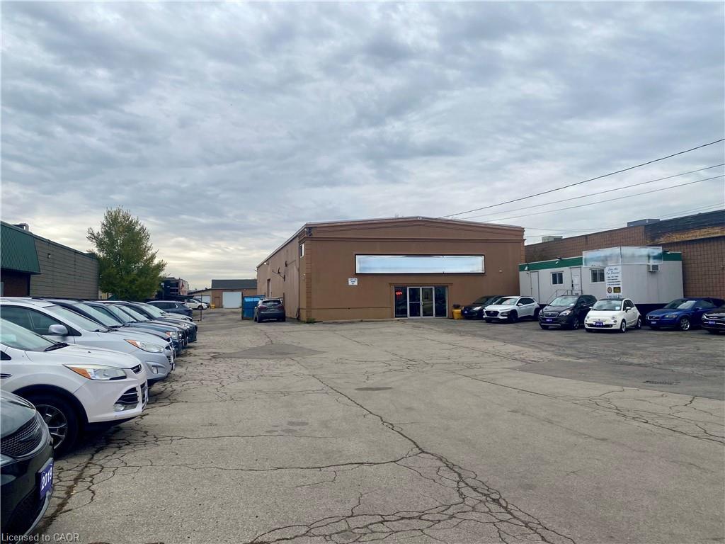 257 Centennial Parkway N, Hamilton, ON