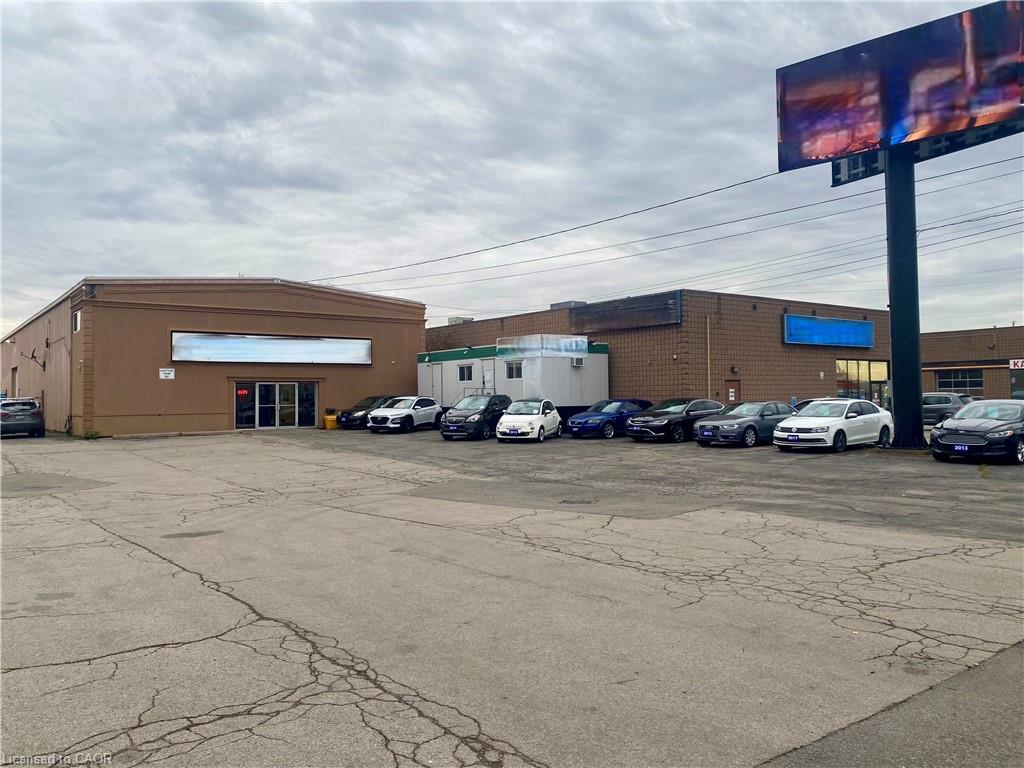 257 Centennial Parkway N, Hamilton, ON