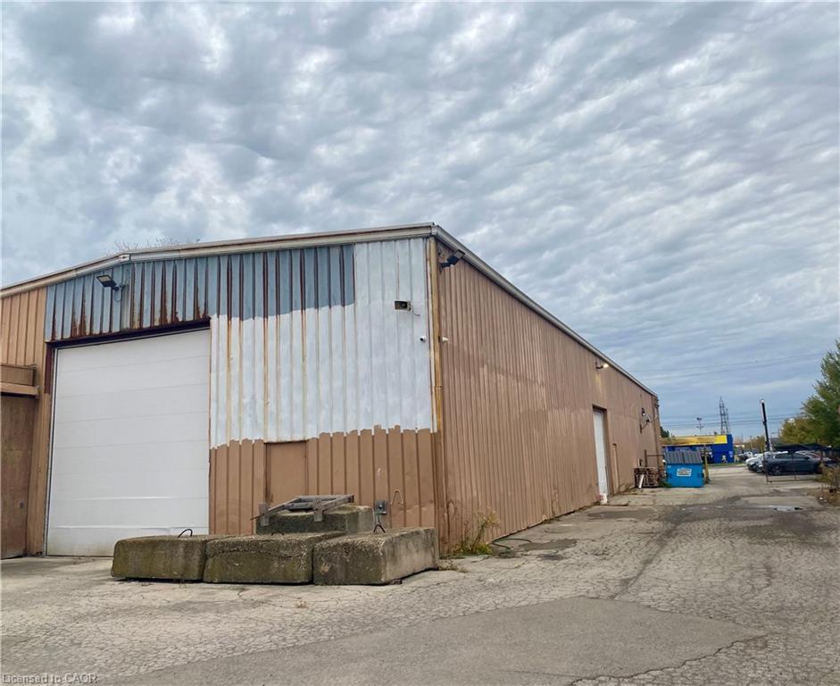 257 Centennial Parkway N, Hamilton, ON