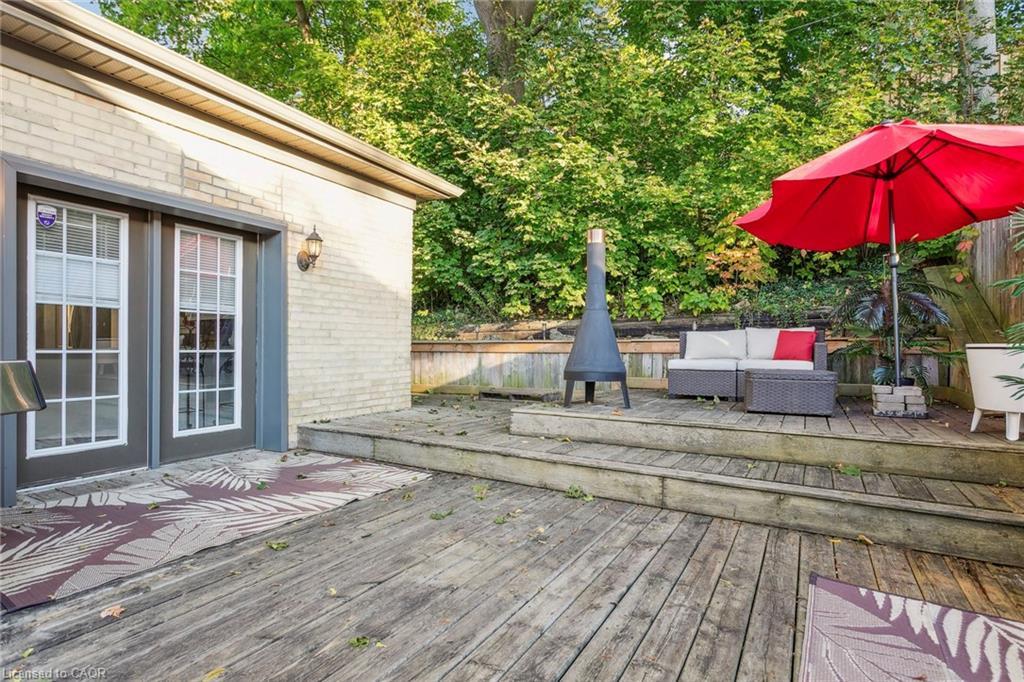 132 Queen Street W, Cambridge, ON - Outdoor With Deck Patio Veranda With Exterior