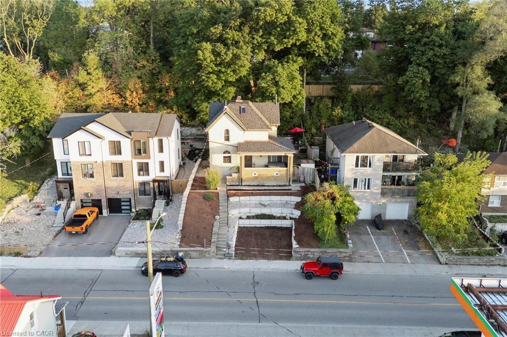 132 Queen Street W, Cambridge, ON - Outdoor With Facade