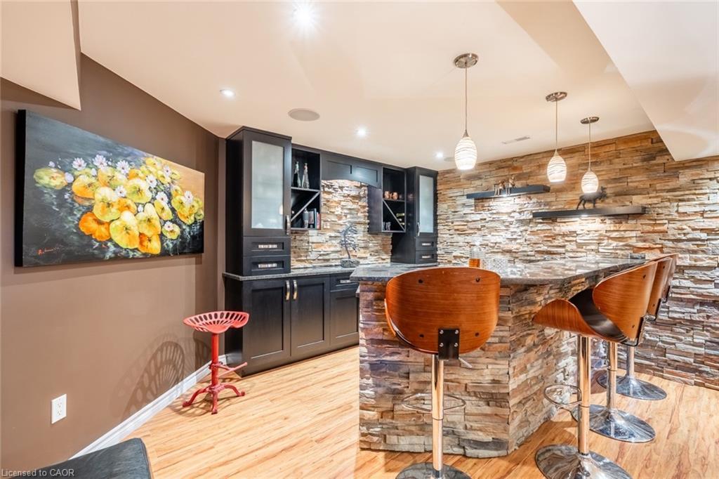 2338 Norland Drive, Burlington, ON - Indoor