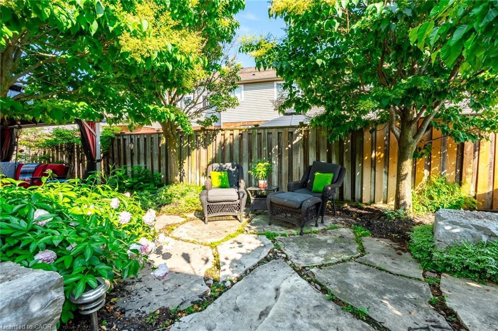 2338 Norland Drive, Burlington, ON - Outdoor With Deck Patio Veranda