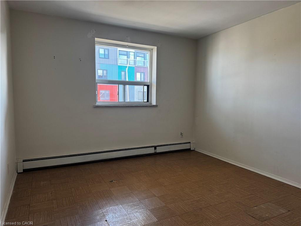 208-269 Parkdale Avenue N, Hamilton, ON - Indoor Photo Showing Other Room