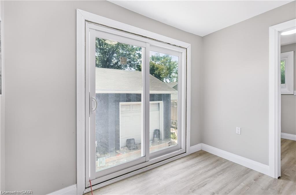 1-10 Comet Avenue, Hamilton, ON - Indoor Photo Showing Other Room