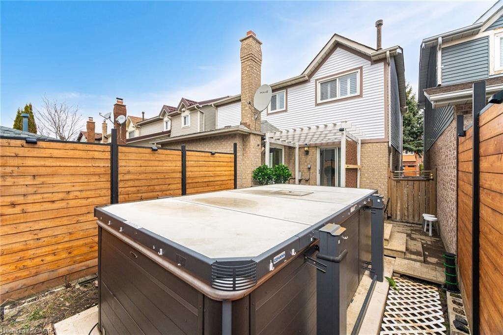 34 Chipmunk Crescent, Brampton, ON - Outdoor With Exterior