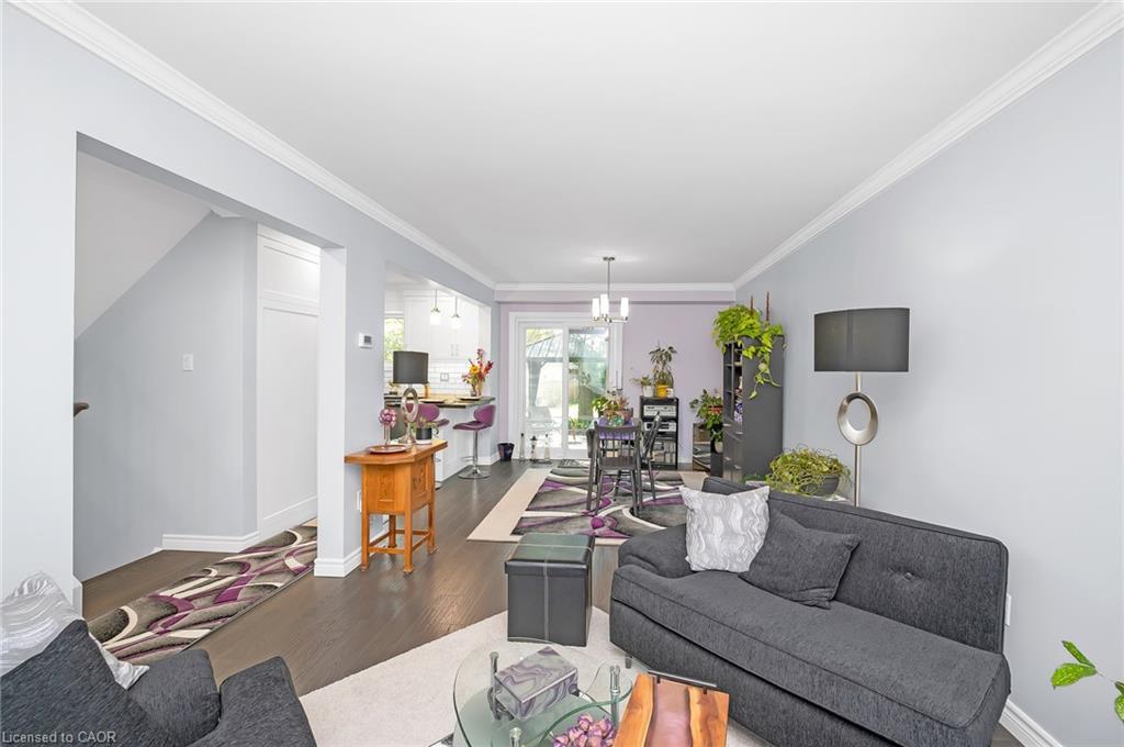 163 Ross Lane, Oakville, ON - Indoor Photo Showing Living Room