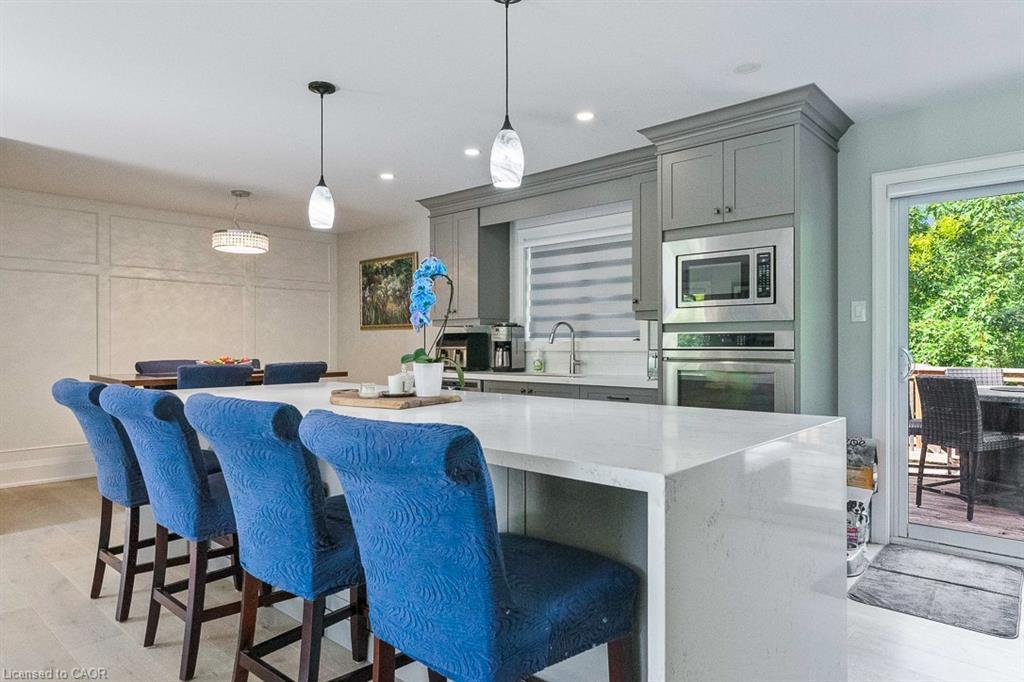 231 Southwood Court, Oakville, ON - Indoor