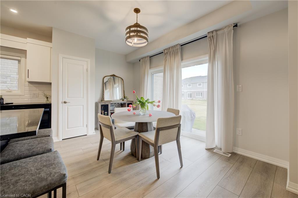 36 Alicia Crescent, Thorold, ON - Indoor Photo Showing Dining Room