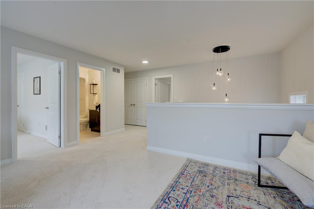 36 Alicia Crescent, Thorold, ON - Indoor